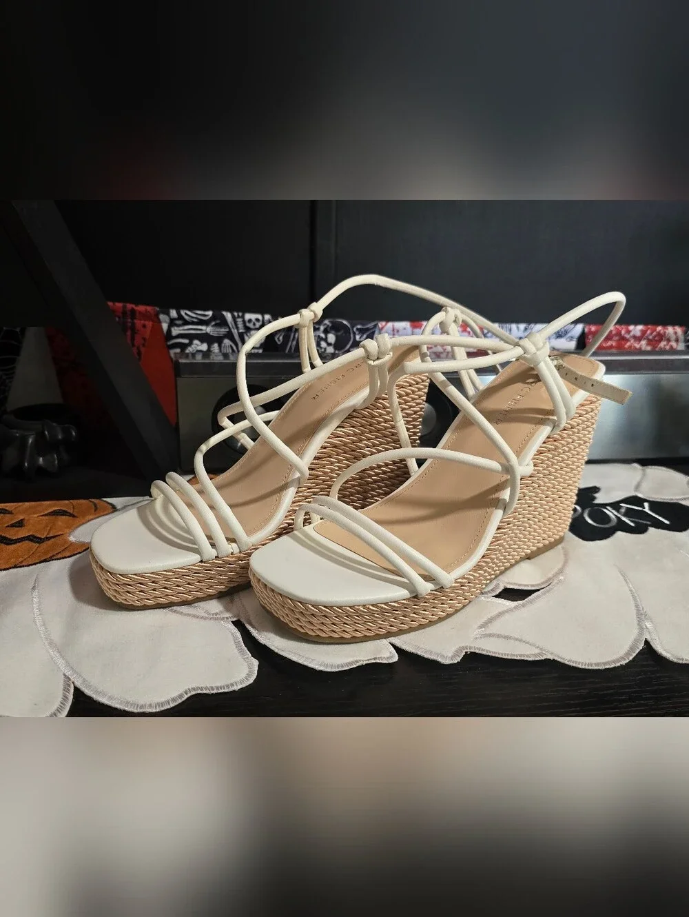 Marc Fisher Wedges Jute Wrapped Size 8 New